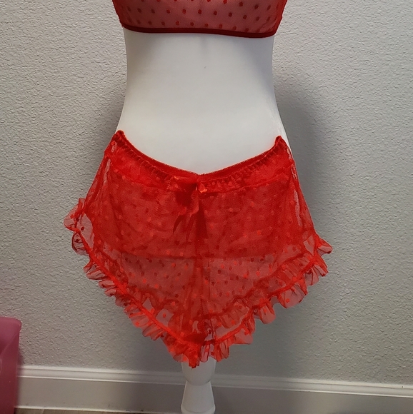 Lace sleepwear set - Picture 3 of 3